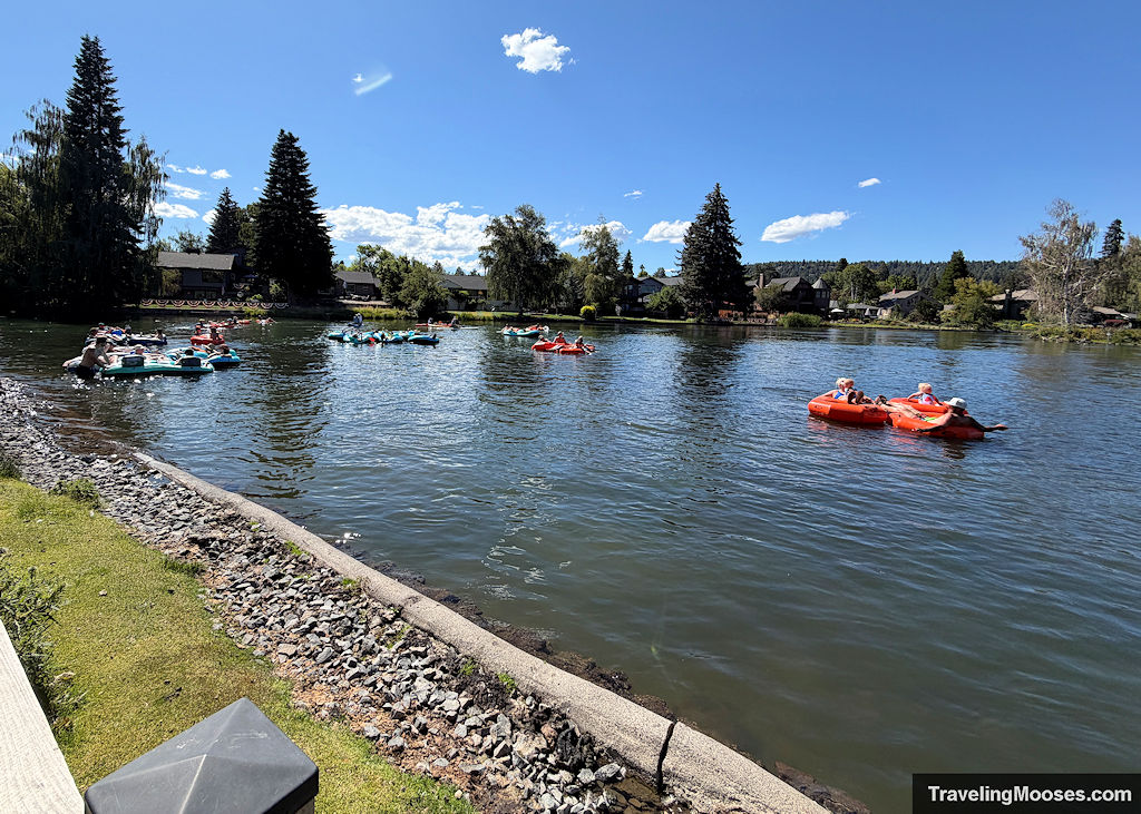 Floaters enjoying the Deschutes River