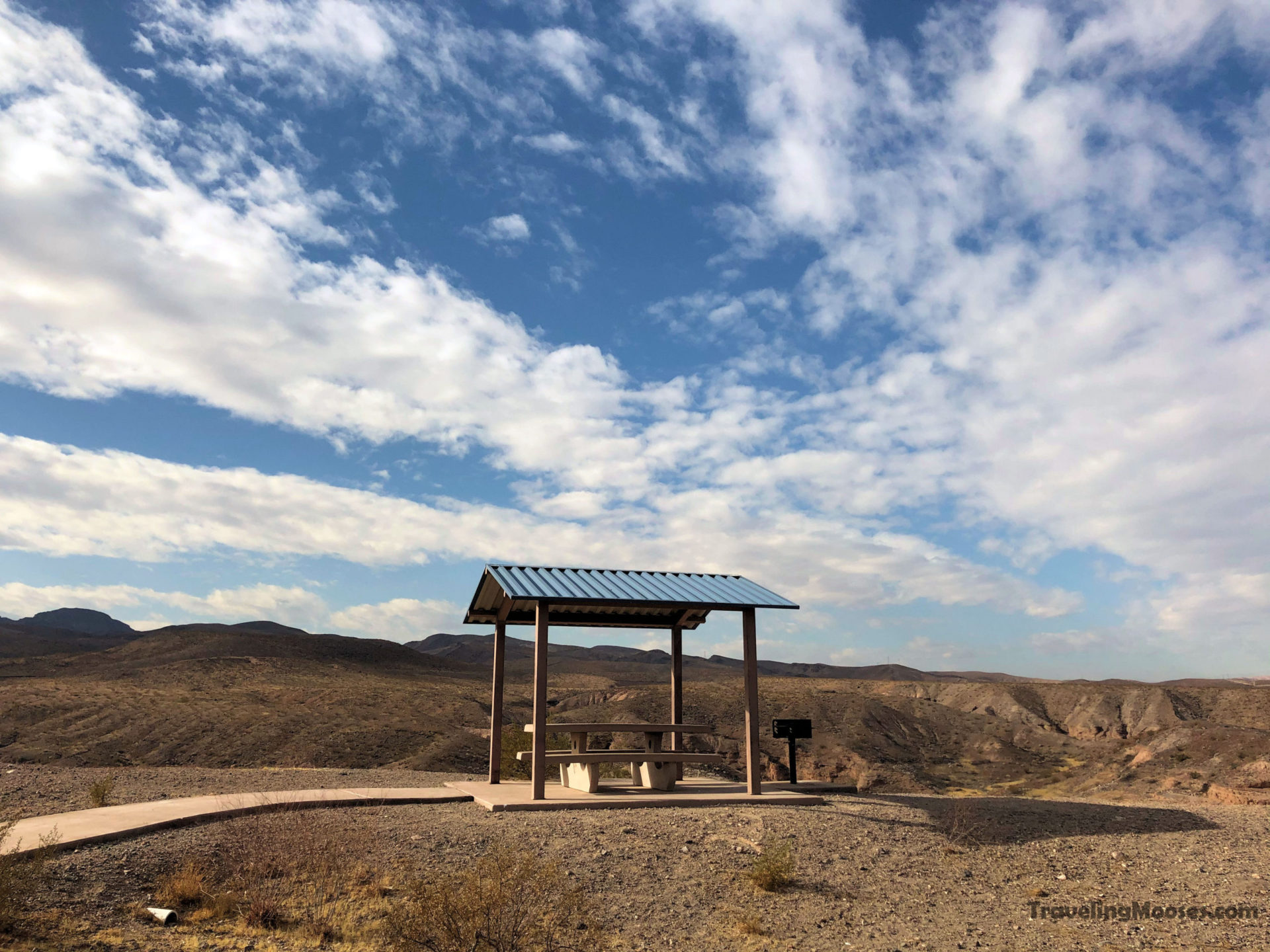 Picnic Area Shelter at White Owl Canyon trailhead