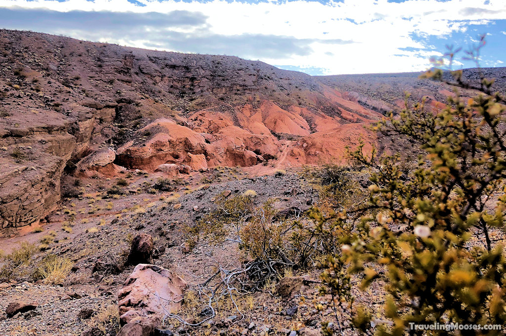 Red rock hills along white owl canyon trail