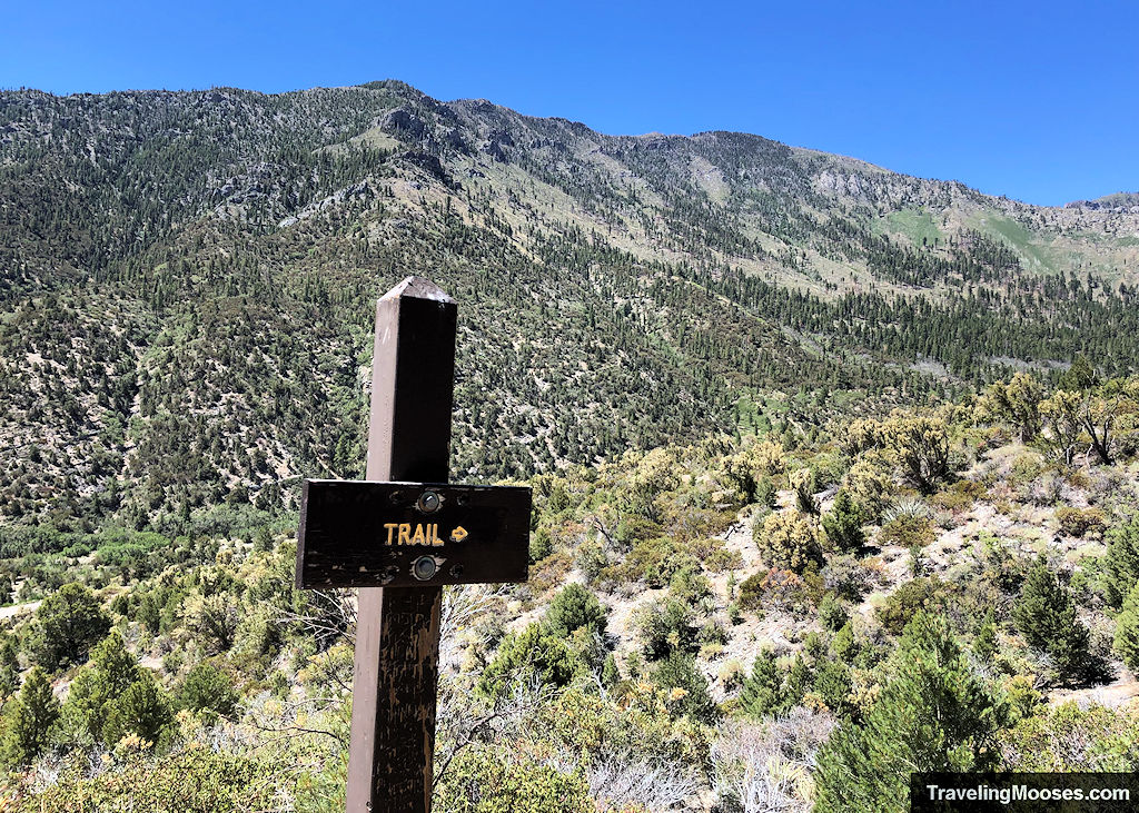 Trail Marker along Eagles Nest pointing westward