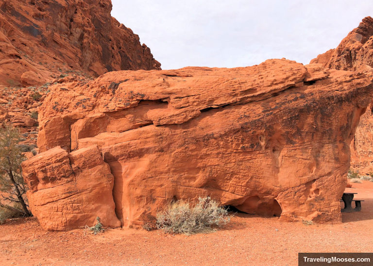 Is visiting Lone Rock in the Valley of Fire worth it?