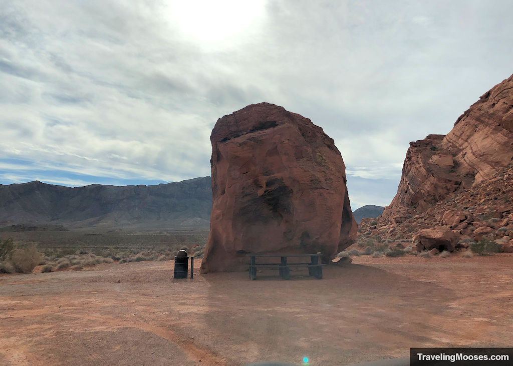 Lone Rock Valley of Fire NV