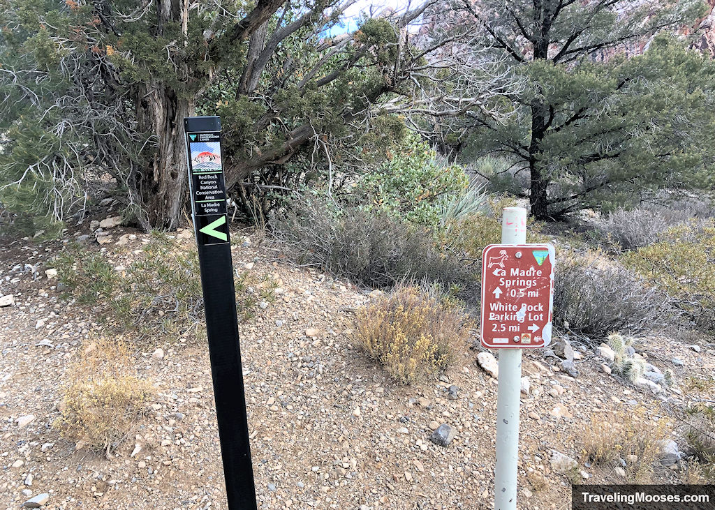 Trail for to White Rock upper parking lot and La Madre Springs 