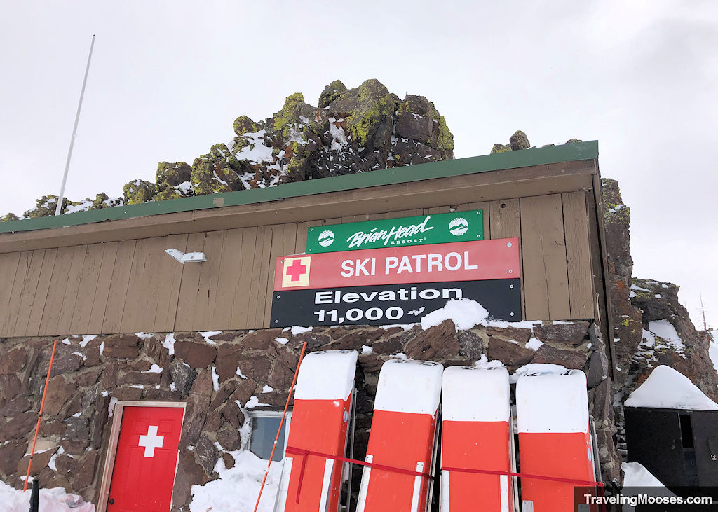 Brian Head Resort Sign stating 11,000 feet elevation