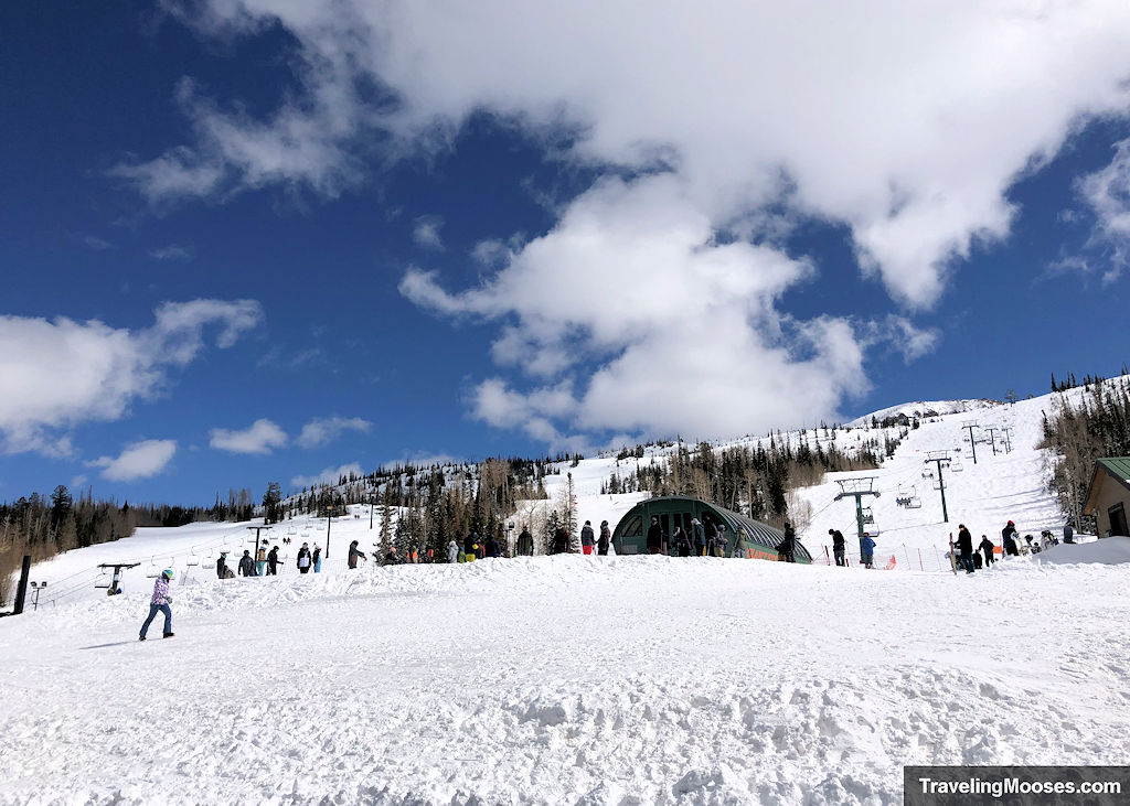 Skiiers at Brian Head Ski Resort